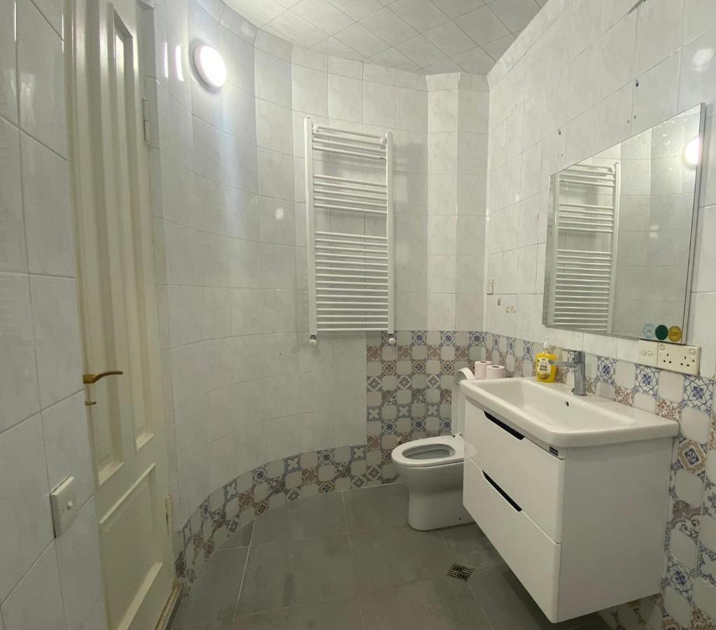 Spacious Dinamo Apartment Tbilisi Exterior foto